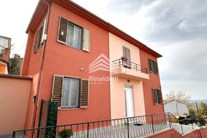 Casa singola con corte privata in zona panoramica