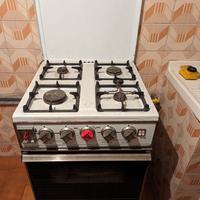 Cucina a gas metano 4 fuochi