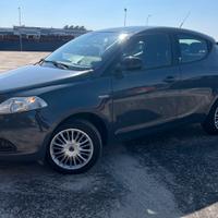 Lancia Ypsilon 1.2 69 CV 5 porte GPL Ecochic Silve