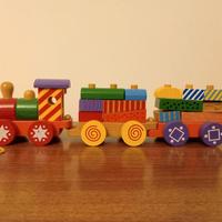 Gioco di legno - Trenino colorato