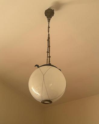 Lampadario antico in vetro