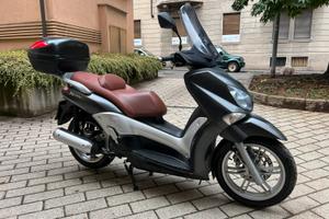 Yamaha X-City 250 - 27000 km - bauletto originale