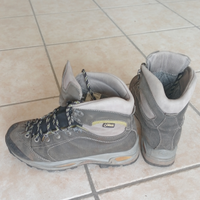 Scarponi la sportiva da donna