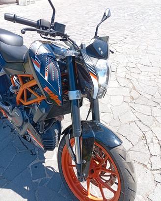 KTM Duke 390