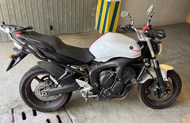 YAMAHA FZ6 S2