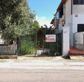 Posto auto scoperto di ampie dimensioni a Tortolì