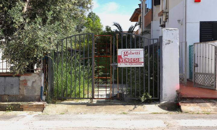 Posto auto scoperto di ampie dimensioni a Tortolì
