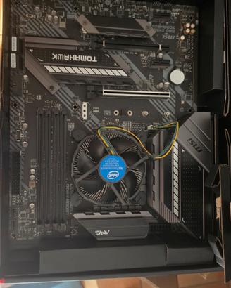 scheda madre MSI MAG Tomahawk con i5 10th gia mont
