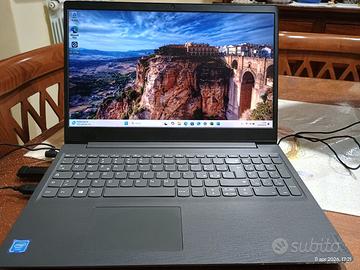 Notebook  Lenovo V15