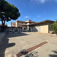 Capannone Commerciale - Cagliari