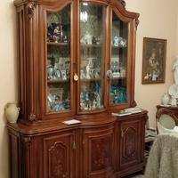 Credenza vetrina.