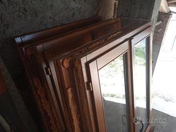 Finestre legno in vetrocamera 