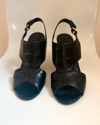 Sandali neri in pelle