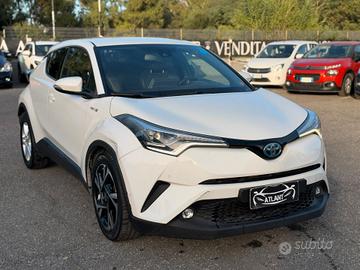 Toyota C-HR 1.8 Hybrid E-CVT Lounge