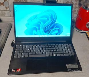 Lenovo IdeaPad s145 Amd Ryzen 5 8gb ssd 250