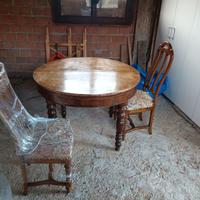 Tavolo vintage dell'800
