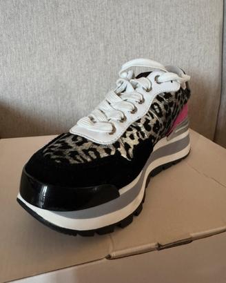Scarpe Liu-Jo Amazing 01 - Sneaker