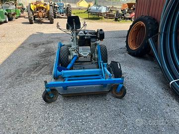 MACCHINA TAGLIAERBA BCS