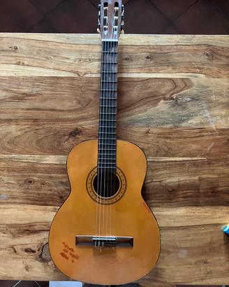 Chitarra classica ferrarotti unoenne