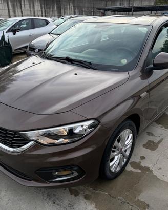 Fiat Tipo 1.6 Mjt 4 porte Lounge