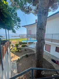 Villa unifamiliare trabia giardini fronte mare