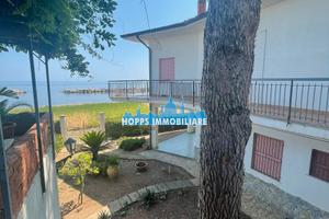 Villa unifamiliare trabia giardini fronte mare