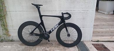 bici pista HBK
