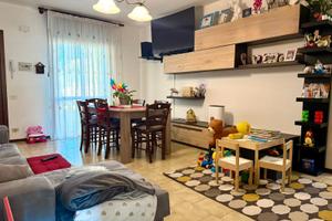 Appartamento 3 camere al piano terra