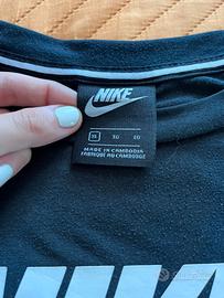 T-shirt nike