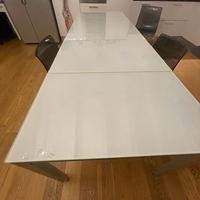 tavolo da cucina di vetro