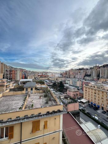 4 LOCALI A GENOVA