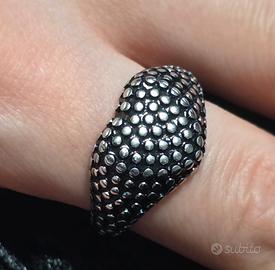 Anello S. Steel lavorato effetto borchie size 19