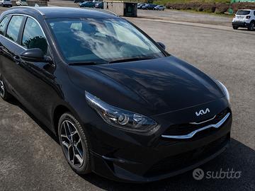 KIA Ceed III 2022 SW - Ceed SW 1.6 crdi mhev Busin