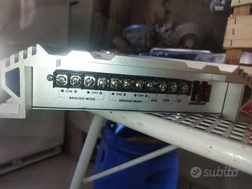 amplificatore 4 canali 2500 W  RMS  