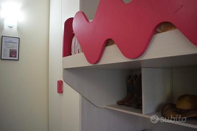 Letto a castello con armadio