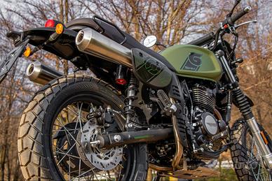 SWM SIX 6 500cc GREEN- FINANZ. TASSO 0 %