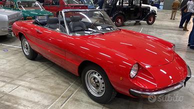 Alfa Romeo spider porsche carrera