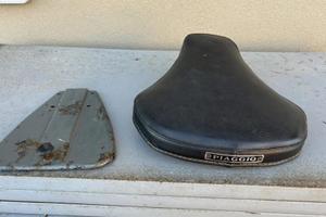 Mono Sella vespa 50/125 conservata