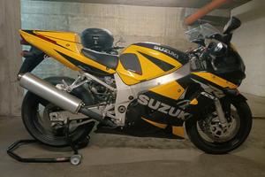 Suzuki GSX‑R 600 – 2001 – 18.000 km – FMI