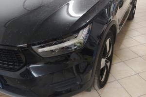Volvo XC40 diesel  black