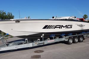 Tornado 35 natante
