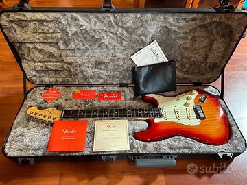 Fender Stratocaster Elite Aged Cherry Sunburst