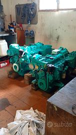 Motori Volvo Penta AD41B 200 HP + Piedi dp290