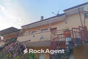 Appartamento di 75 m² con 3 locali e box auto a Ma