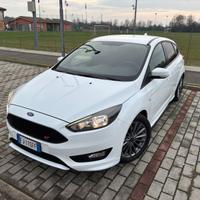 FORD FOCUS ST-LINE 2017 TD 120CV
