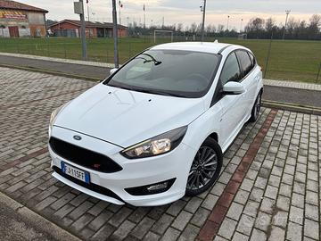 FORD FOCUS ST-LINE 2017 TD 120CV