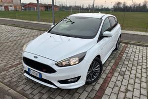 FORD FOCUS ST-LINE 2017 TD 120CV
