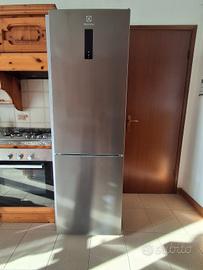 Frigorifero Combinato Electrolux  Inox No Frost 