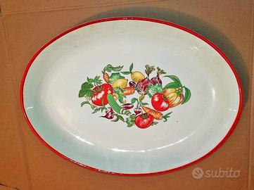 Piatto  ovale  ceramica decorata "due torri"