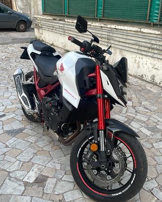 Honda Hornet 750 2023